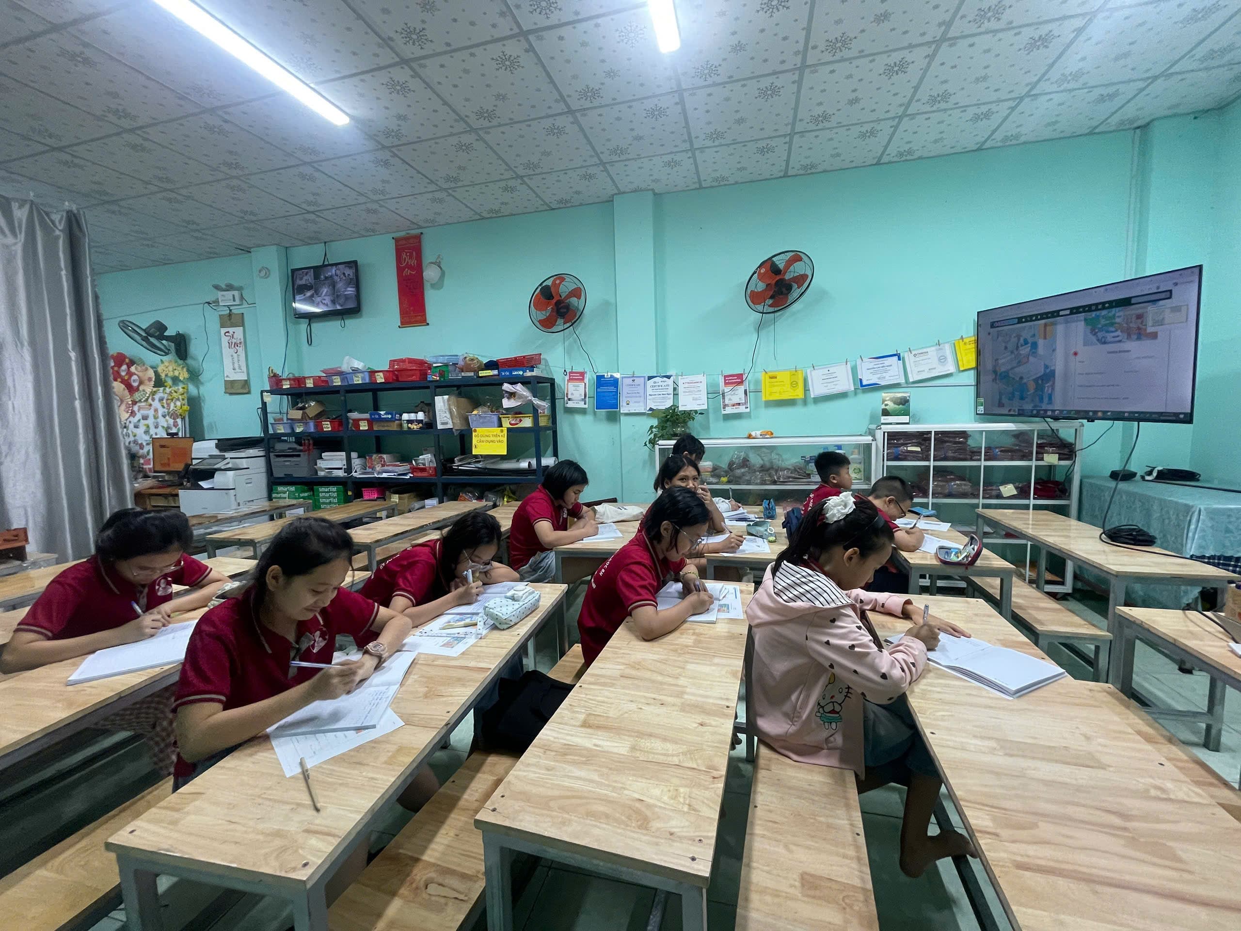 Môi trường học tập